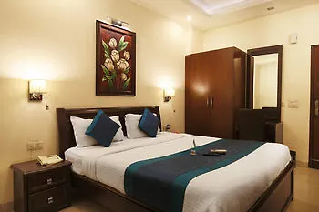 Hotel Fabhotel Phase 2 Sahara Mall Gurgaon